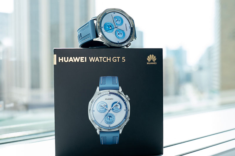 今回試用したHUAWEI WATCH GT 5（46mm/ブルー）