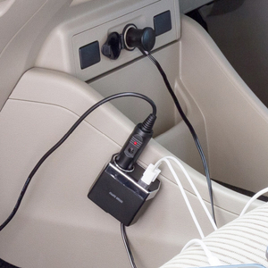 サンワサプライ ソケット付き車載充電器(USB PD20W Type-C+USB A・1．2m) CAR-CHR82CPD-イメージ3