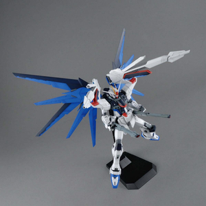 バンダイスピリッツ MG 1/100 フリーダムガンダムVer．2．0 MGﾌﾘ-ﾀﾞﾑｶﾞﾝﾀﾞﾑVER20N-イメージ3