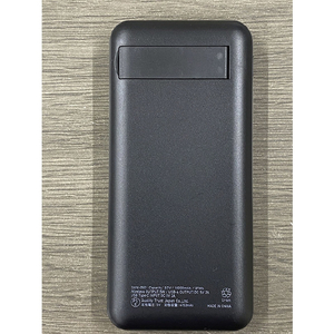 クオリティトラストジャパン ワイヤレス充電マグネット式モバイルバッテリー(10000mAh) ブラック QXW-0501BK-イメージ4