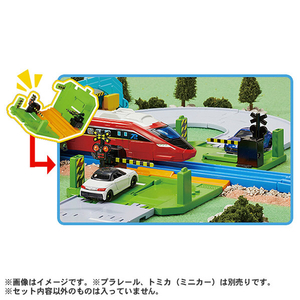 タカラトミー トミカ トミカタウン 踏切・陸橋・交差点どうろセット ﾄﾐｶﾀｳﾝﾌﾐｷﾘﾘﾂｷﾖｳｺｳｻﾃﾝﾄﾞｳﾛ-イメージ3